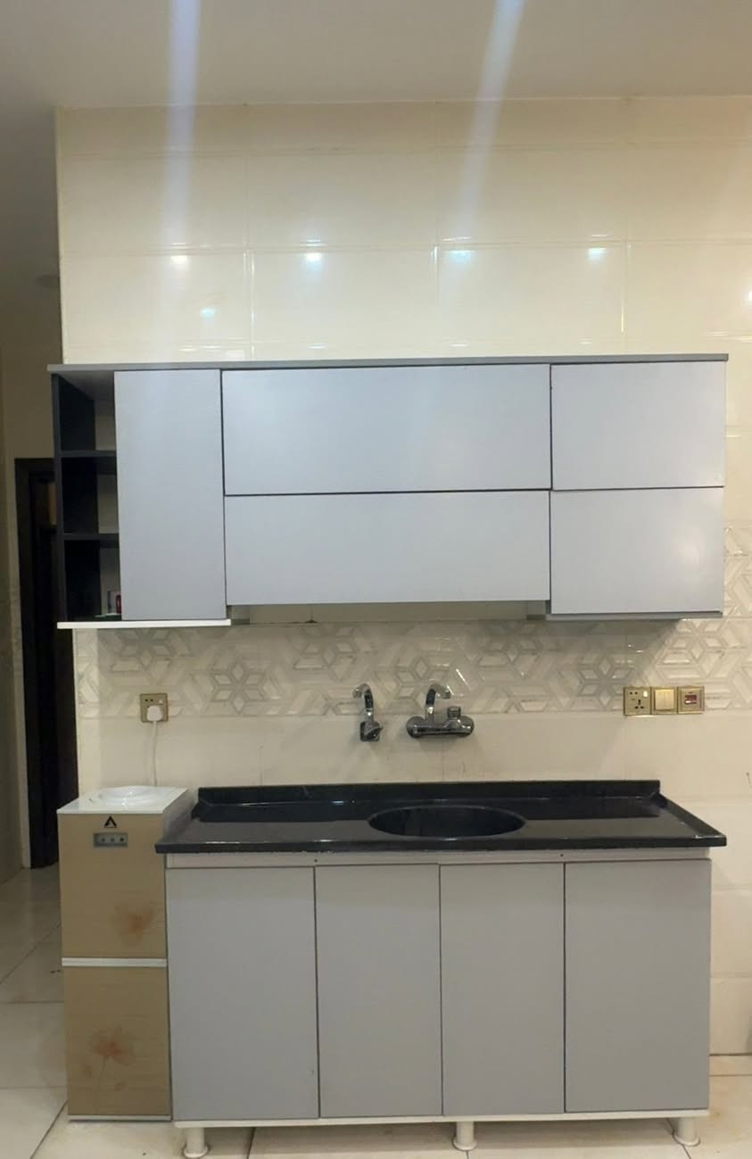 تخم ديوان للبيع ٤٠٠وبي مجال
كاونتر ٥٠٠  اخو جديد ستعمال شهر


**إذا كنت صاحب هذا الإعلان وتريد حذفه لأي سبب، رجاءا أرسل رسالة إلى الدعم الفني**