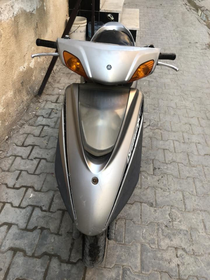 دراجه بريز مكفوله كفاله عامه كفرات كله مختمه ختم واحد ويه الامكينه  اي نقص مابيه لايت اشاير هورن سلف هندر كله شغال كابريتر اصلي بعدهي ملحه دراجه كيج بانزين سرعه كله شغال الكان الحريه الاولى السعر 650 وبيه مجال ***********
