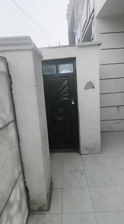 دار للايجار دور شرطه يم مولدة المصري ٣٠٠الف قفل للاستفسار ***********
