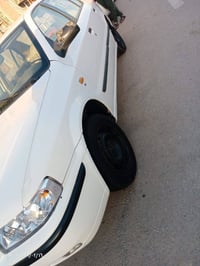 للبيع سمند 2011 السيارة نظيفه ماعده ربع من الدوسه وبارد بالصفحه ومبين ...