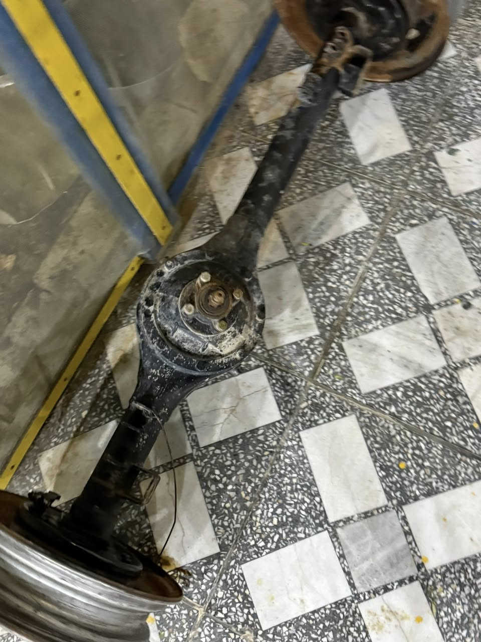 اكسن جمره هو وويالته شغال نضيف شرط الفحص ب ٧٠ قفل *********** مكان الرميثه
