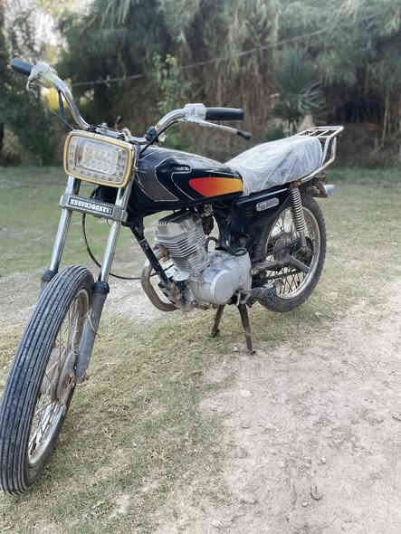 للبيع ارشا وشاصي نامه اصلي مديل18كلك دراجه ناعمه كهربايات كلهه شغاله تجي شوفهه محرك ناعم  السعر200 وبيهه مجال مكان بابل سده الهنديه 
رقم الهاتف***********
