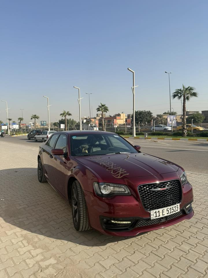 كرايسلر اوباما S300 2023 خليجية وكالة هارلم السياره ماشيه ١٩ الف كم فقط مكفوله من البارد والصبغ للتواصل : ***********
