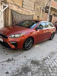 للبيع فورتي ٢٠٢٠ جي تي لاين فول عده فتحه ماشيه ٦٣ سياره كلش نضيفه ممتع...