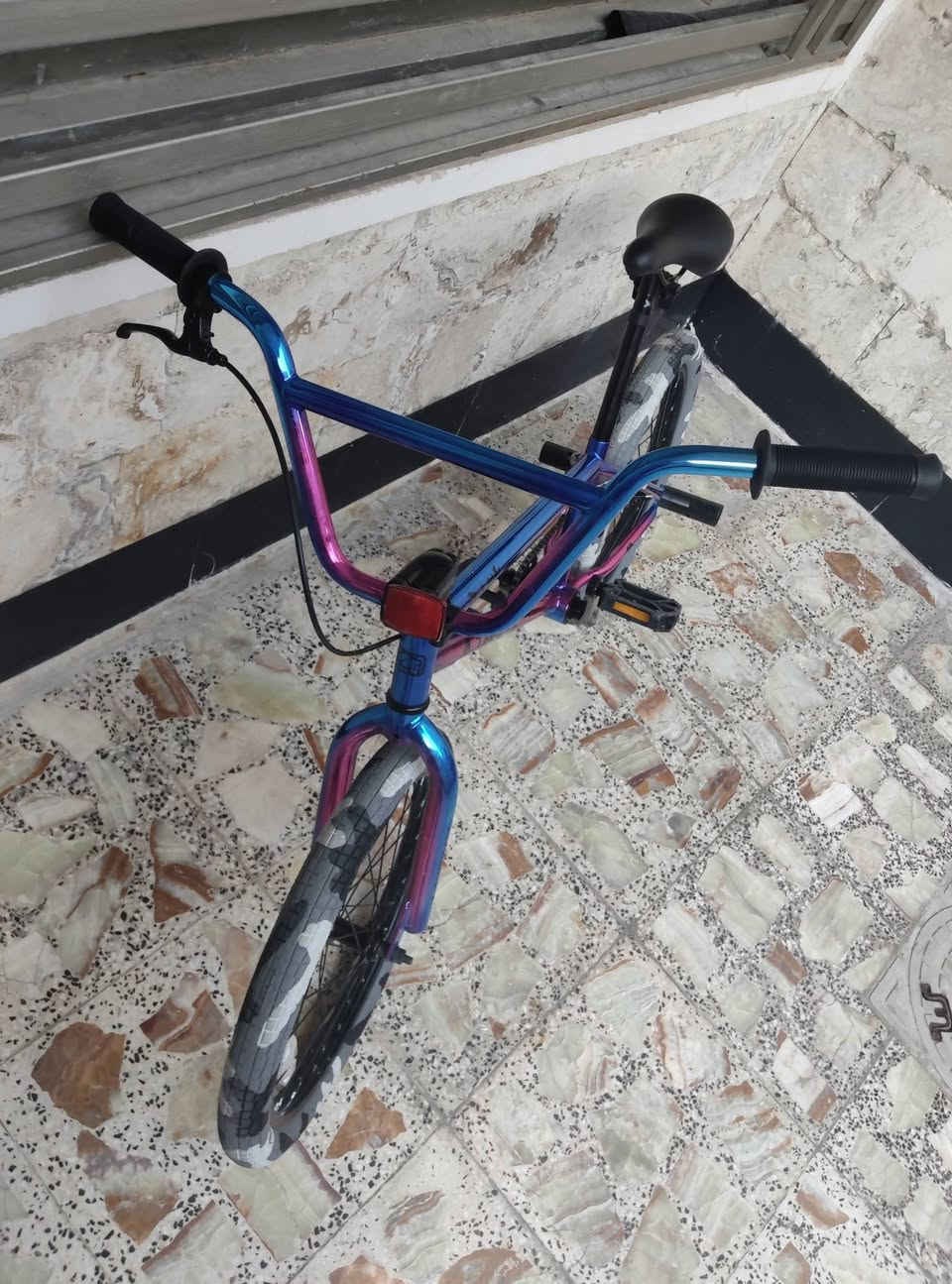 BMX  سبع اللوان تجاري ، السعر ١٥٠ ، بغداد ، مدينة الصدر قطاع ٥٣ ، بايسكل نظيف استعمال قليل كلش


**إذا كنت صاحب هذا الإعلان وتريد حذفه لأي سبب، رجاءا أرسل رسالة إلى الدعم الفني**