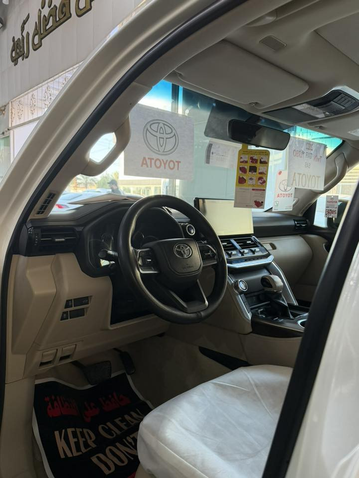 لاندكروز 2022. GXR Twin Turbo
وكالة ساز  ماشية39 الف 
سياره مكفوله كفاله عامه عدا تكحيله زغيره بل دعاميه 
  
‎المواصفات
‎•ابل كار بلي و اندرويد اوتو
‎•فتحة سقف
‎•صندوق كهرباء
‎•7 راكب
‎•شاحن لاسلكي
‎•اوتو هولد
‎•التحذير من مغادره المسار والمساعده في الحفاظ على المسار
‎السياره دفع رباعي كاملة الحجم.
‎•بريك بصمة
3شاشات  
‎•مراقبة ضغط الاطارات
‎•3 اوضاع للقيادة
‎•مثبت سرعة
‎•ثلاجة
‎•حساسات امامي خلفي

‎•مقاعد كهرباء
‎وبعد السياره بيهة هوايه مواصفات 
‎السياره مكفوله كفاله عامة
رقم بغداد تحويل مباشر
السعر 655 وبيهه مجال 
العنوان بغداد 
***********
