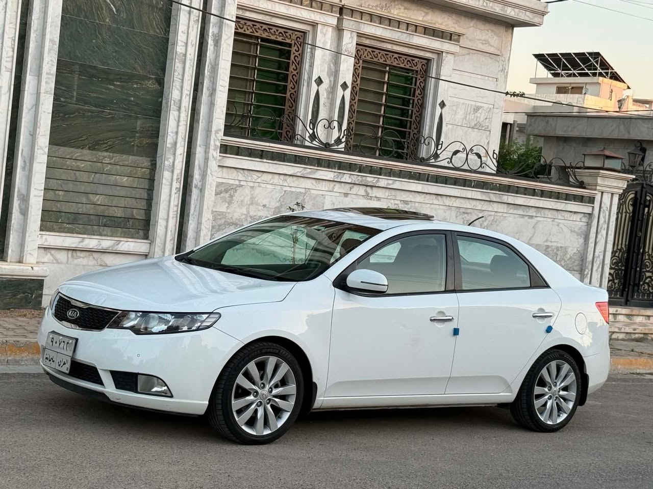 سيارة سيراتو وارد خليجي موديل 2011
مكفوله كفاله عامه كير محرك على وضع شركة فول موصفات تحويل مباشر سعر 113 
***********
