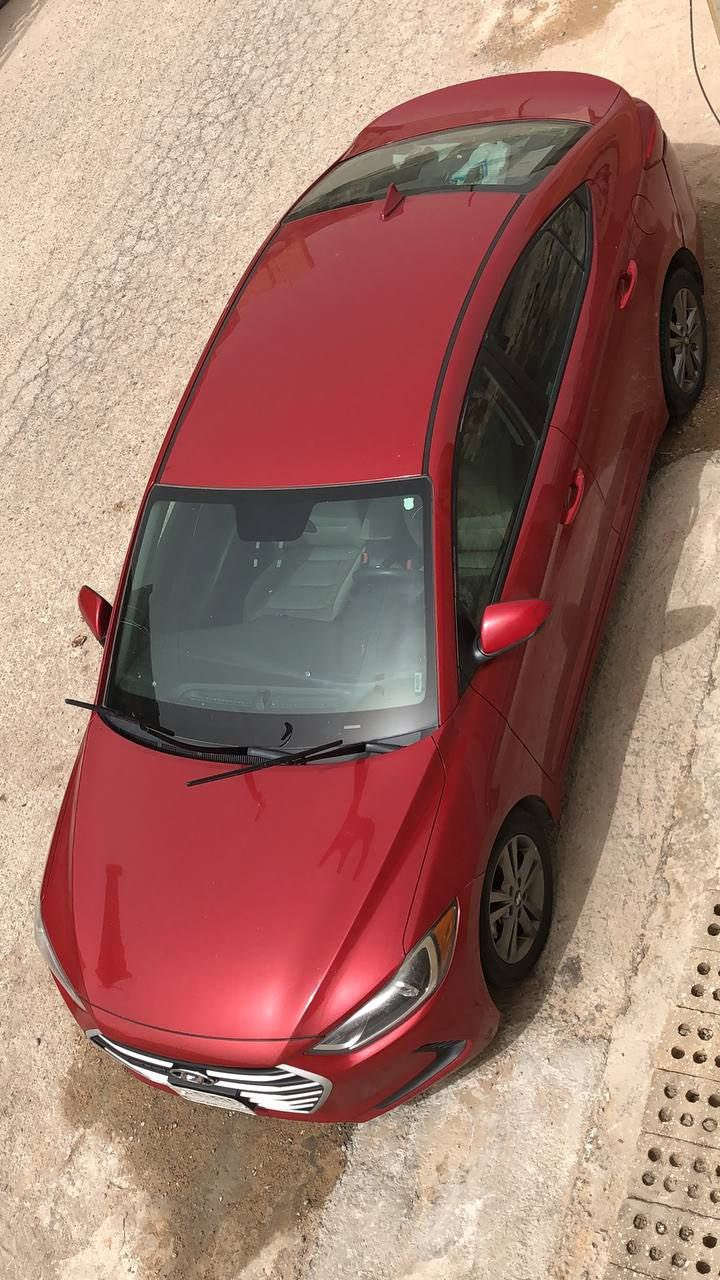 سلام عليكم
الانتره وارد امريكي كلين 
وبيها طخه
 بسيطه بالجاملغ موديل 2018 
السعر 128
***********
