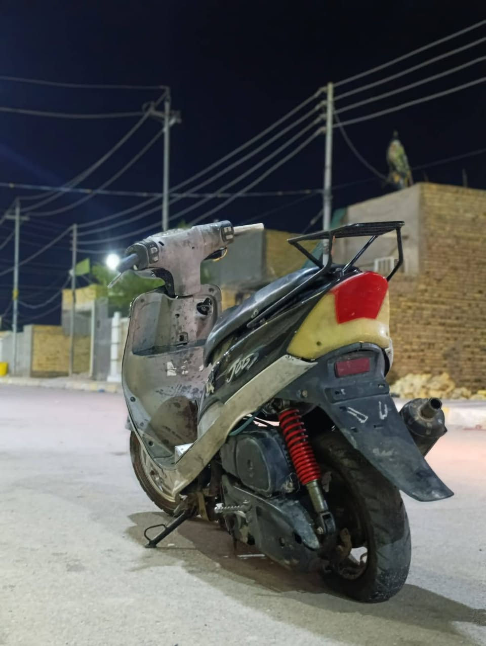 سلام عليكم
دراجه ماكس منغولي لبيع
محرك 50 دراجه تشتغل
ع سلولي بس طيها بانزين تكطع
ماتمشي بس بيعك طافيه كوم حديد
سكراب السعر 250  وبيها مجال قليل لا تكلي
 شبيها تشتغل بس ع سلولي تمشي مكاني
ناصريه مركز اي استفسار خاص او اتصل رقمي ***********

