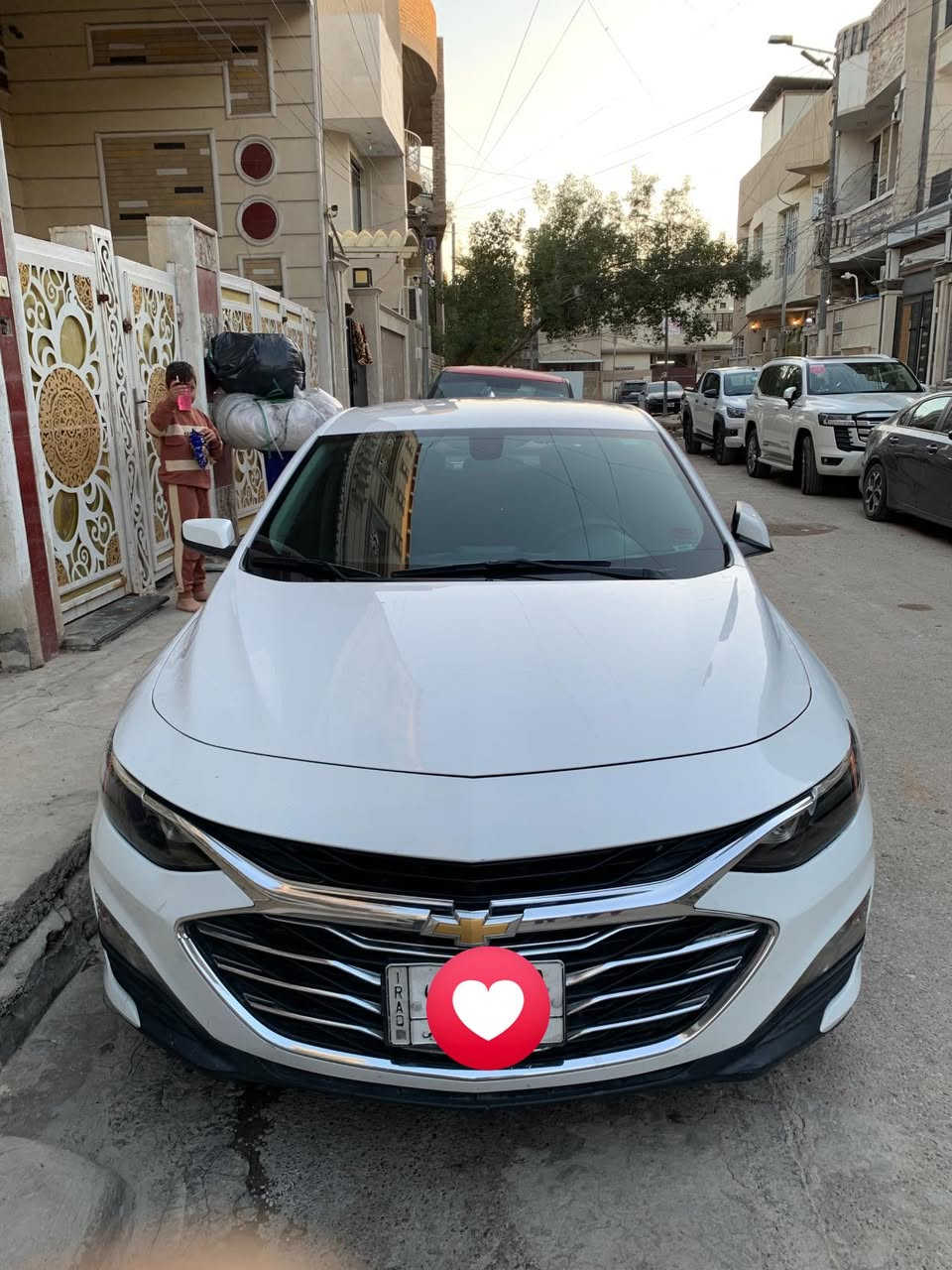 السلام عليكم
شوفرليت ماليبو للـبيع
- سيارة نظيفة وجديدة ماناقصها شي وحادثها بسيط
- موديل 2020 
- مواصـفات LT ومعروفـة
- بصمة فتح ابواب بصمة تشغيل لد خلفي وامامي كشنات مخمل شاشة جبيرة وبعد غيرها من المواصفات
- ماشية 70 الف 
- حادثها قطعتين باب وجاملغ وصور الحادث موجودة
- مرقم بغداد تحويل مباشر
-مكان بغداد
- سعرهـا منـاسب ومستحيل اكو بهيج نظافة وهيج سعر
115 وبيها مجال 
 واتساب او اتصال ***********
 صاحب السيارة ***********
