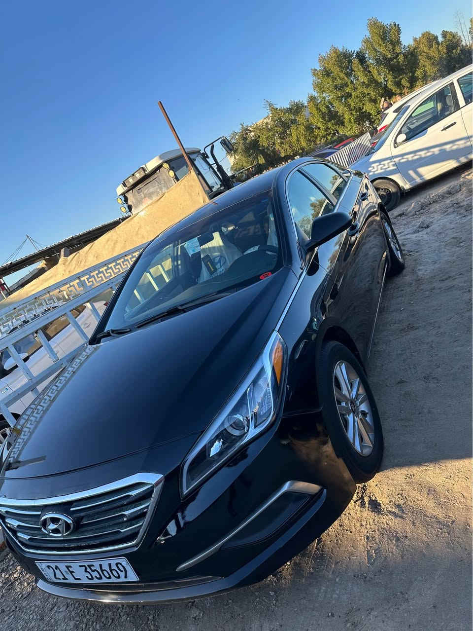 السلام عليكم سوناته ٢٠١٧رقم سليمانه الدولي تحويل وكاله حادثه بنيد فقط بدون دواخل بدون شواصي بدون لغود الباقي كفاله عامه من الصبغ والتبديل والبارد كلش جديده واي نقص مابيه السعر 128وبيه مجال *********** بغداد, العراق
