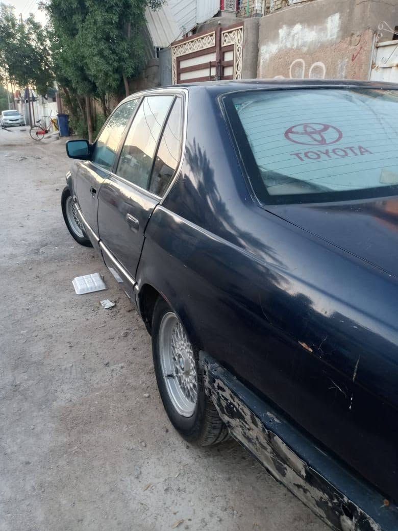 بي ام 740 مكينه 8 مديل 92 رقم انبار مكينه خير من الله كير جديد حداديه جديده الساره جهازه السعر 22 اوبيه مجال الكان بابل محاويل ***********او*********** للعلم كشنات كهربائي شغاله
