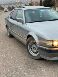 بي ام دبليو 730 • ١٩٩١ • توماتيك