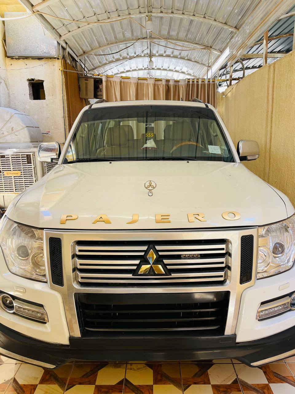 السلام عليكم باجيرو حبتور فول الفول محدثه ٢٠٢٠ داخل وخارج شاحن واير ليس مكينه ٣٥٠٠ المرغوب الموصفات فول مكينه كير صدر تبريد كله كفاله الكشر فقط شبر جاملغ أمامي الباقي كفاله السعر ١٤٨ وبيه مجال السياره نضيفه كلش الاتصال ***********  مكلف بلنشر
