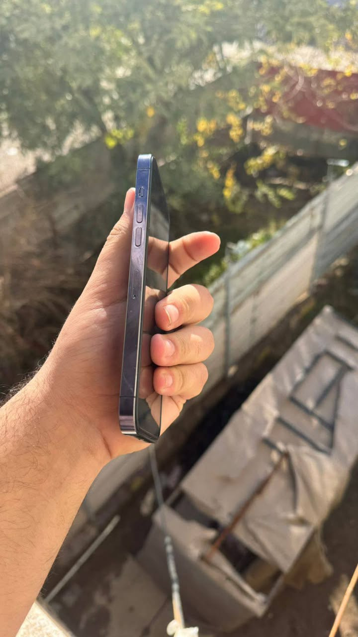 السلام عليكم من رخصة الادمن
متوووفر للبيع
              
📱ايفون 14 برو ماكس
💜 لون بنفسجي 
💾 ذاكرة 256
🔋 نسبه البطارية 89
📞 تك سيم كارت
فول نضافه شرط مامفتوح ولا بي شخط وجهاز ماستر يعني عربي A/AA

الشراي يتفضل خاص لو تصل ويدلل محضور من تعاليق
‏ ***********
