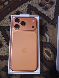 آيفون ١٧ • مستخدم ٢٠ يوم • كامل المواصفات