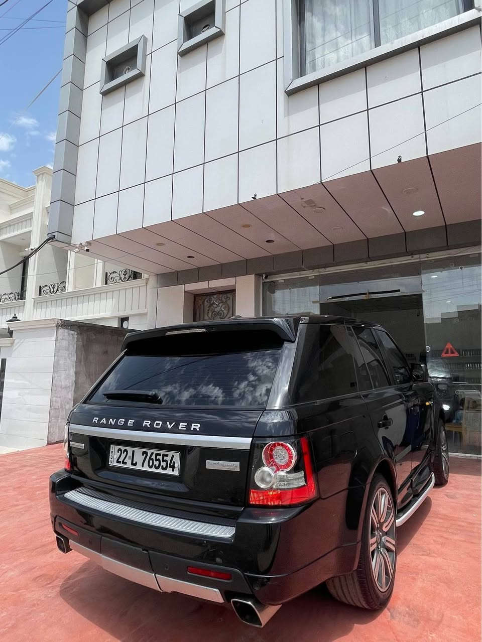 Ranj rover2012 ***********                                                                          كلين بي سبووخ بي ليدران گيروومه كينه باشه رت جووپ به شه رت  ٤ تايه ي نووي تازه باس تراي باتري نووي تازه هاموشتي باشه رت ١٣٩ وه ره قه ٦ وه ره قه ش خرامه لا سعري ديته خواري Singapore
