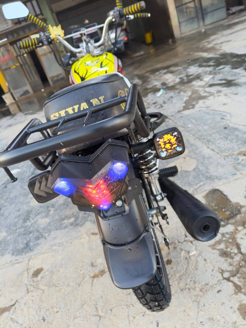 سيفان جديد موديل 22 (محدث24) مسجل سنويه وكامل تحويل ثاني يوم السعر مليون و350 بي مجال
الاستفسار ***********
الرمادي تأميم
