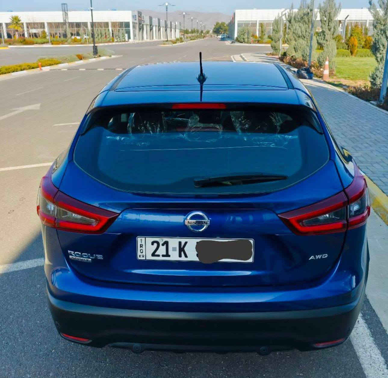 نیسان ڕۆگ ٢٠٢١ 
شاشەی ٧ ئینج 
کونتڕۆڵ کردنی سەر سوکان.
دژە خلیسک 
کامێرا 
حاسە 
تەحدید سرعە 
٧٩ هەزار ڕۆشتووە 
گێڕ و مەکینەی بە شەرت بێ کێشە و کرانەوە 
١٣٥ وەرەقە و معامەلەی تیایە 
*********** السليمانية, العراق
