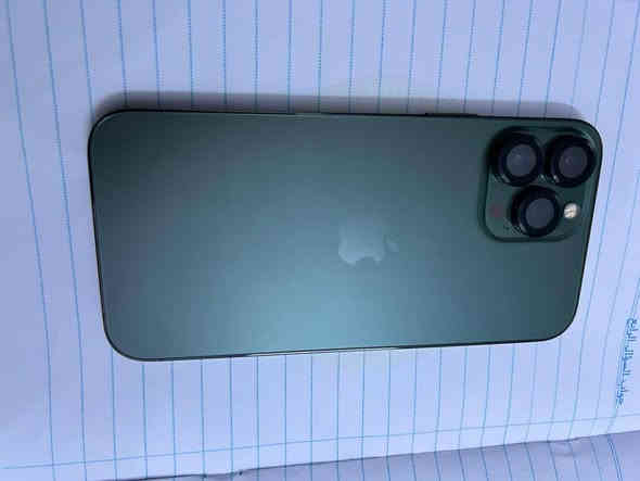 ايفون 13برو ماكس ذاكرة 256 وبطارية 89 حقيقية ، استخدام قليل جدا شامرة بالبيت لون زيتوني الجهاز جدا نضيف  مكفول من كلشي وتر بروف فيس ايدي شحن ميصرف الجهاز كلة بلادي
رقمي او خاص ماسنجر ***********
