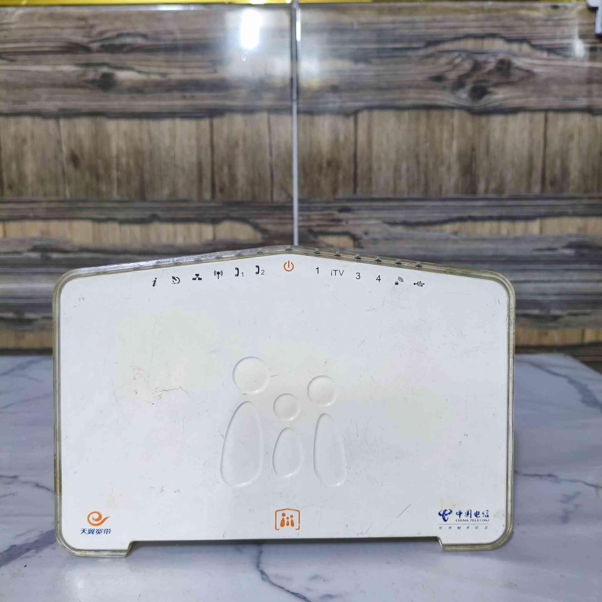 السلام عليكم (للبيع)
يو بي اس 25W ماركة ROCK (مستخدم كامل الملحقات)
راوتر TP-LINK C25 (مستخدم)
راوتر ضوئي مباشر من الكابينة للراوتر بدون تحويلة (مستخدم)
مكاني بغداد منطقة الشعب 
ابيع مفرد بسعر واذا كلهن بسعر 
متواجد خاص واسف على الاطالة


**إذا كنت صاحب هذا الإعلان وتريد حذفه لأي سبب، رجاءا أرسل رسالة إلى الدعم الفني**