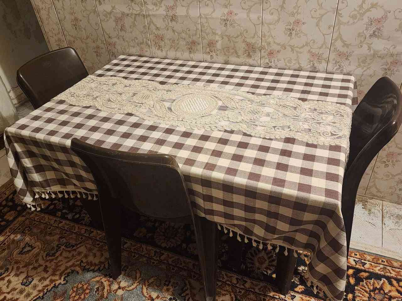 ميز طعام خشب صاج ثقيل للبيع بسعر ٥٠ مع المفرش وكراسي ٣ يحتاجلة فقط صبغ مكاني بغداد كرادة


**إذا كنت صاحب هذا الإعلان وتريد حذفه لأي سبب، رجاءا أرسل رسالة إلى الدعم الفني**