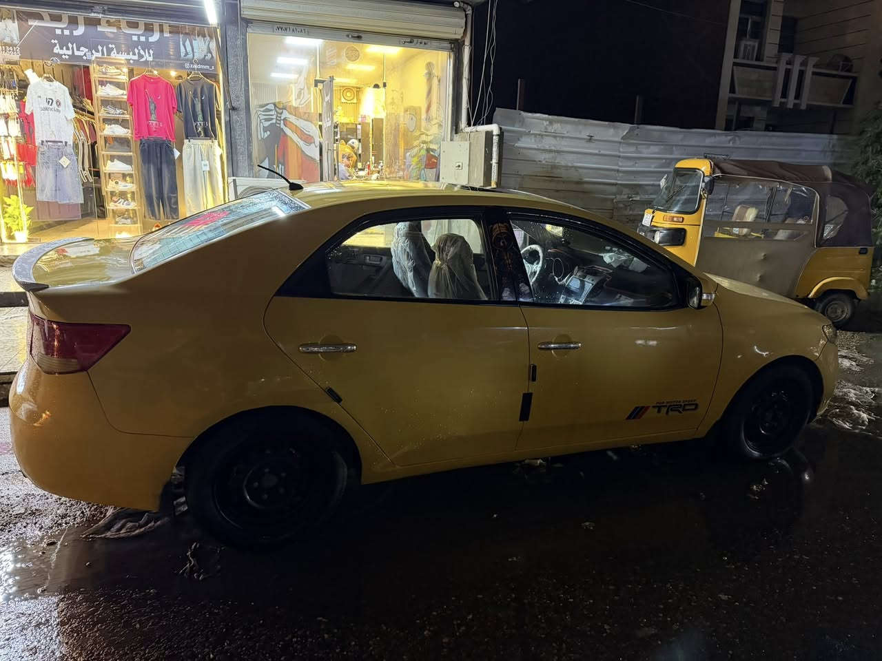 سيراتو موديل 2009خليجي
كير ومحرك مكفول
سياره نضيفه 
مصفره من هيئه والغرامه 
تبريد ثلج 
صدر جديد 
ضربتها جاملغ تصليح بارد 
سعرها 87 وبيها مجال  
سياره جاهزه كبل لشارع 
📞***********
