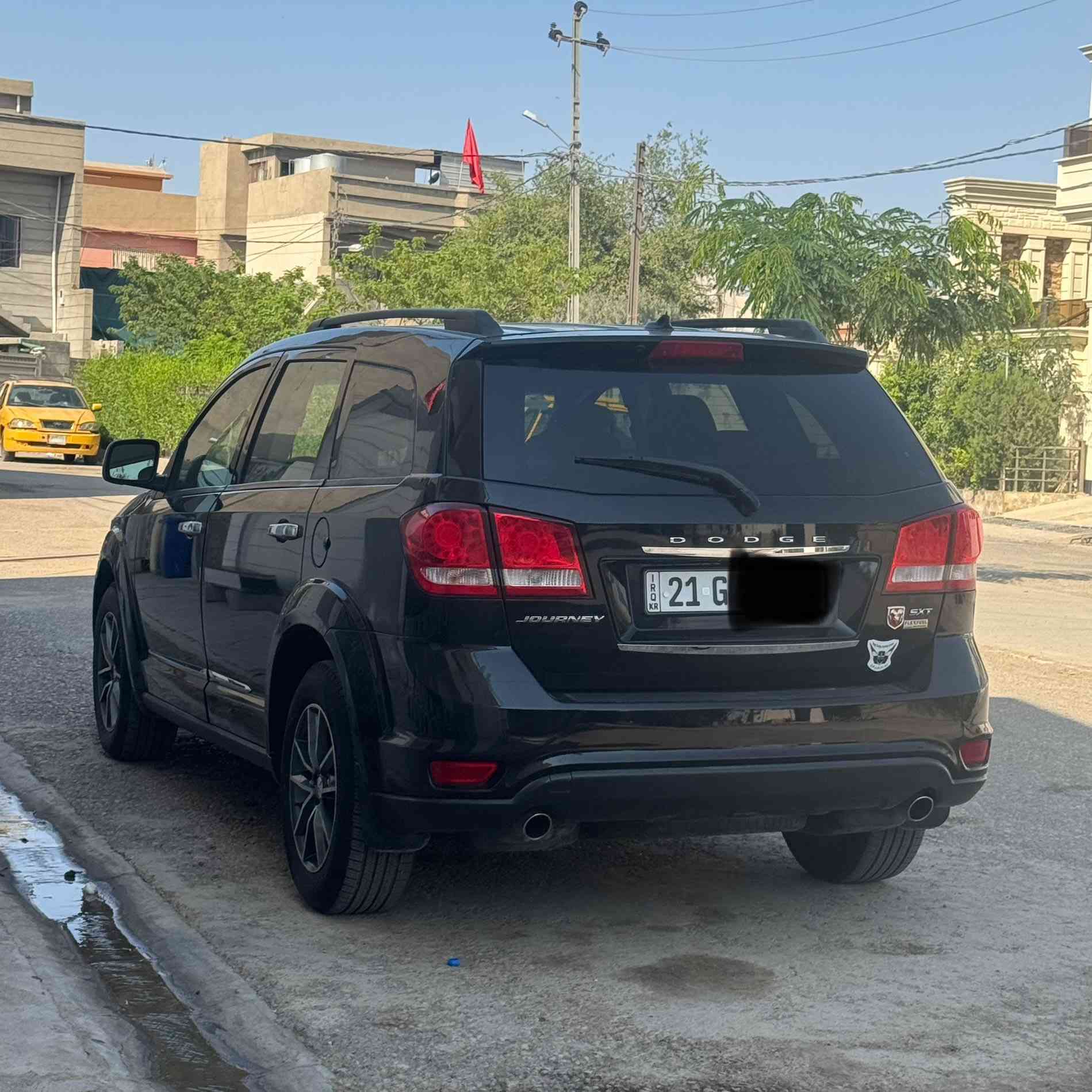 سلام عليكم 
سياره جورني 2016
محرك 6  /3600
رقم سليمانيه الجديد بسمي  السنويه لغايه 2030
مكان السياره كركوك 
كشنات جلد 
سبعه راكب
ابواب والصندوق والتشغيل كله بصمه
تشغيل عن بعد 
الابواب شعار 
تبريد مركزي
تحكم ستيرن
كأمره خلفيه
شاشه زغيره
كشن الساىق كهربائي 
گير محرك بشرط
————————
الضرر مالها جاملغ السكن والبونيد والبدنه مال جاملغ مبدله هاذذحادث امريكة وناشر صورته

بل عراق الجاملغ الخلف السايق مبدل بس القبق ماله مابي دواخل ولا معجون فقط الجاملغ مبدلين القبق ماله

السياره كلشي ذكرت بيها  سعرها 118  ورقه 
مكانها كركوك   ***********  إذا مرارس  بسياره  سعرها اقل
