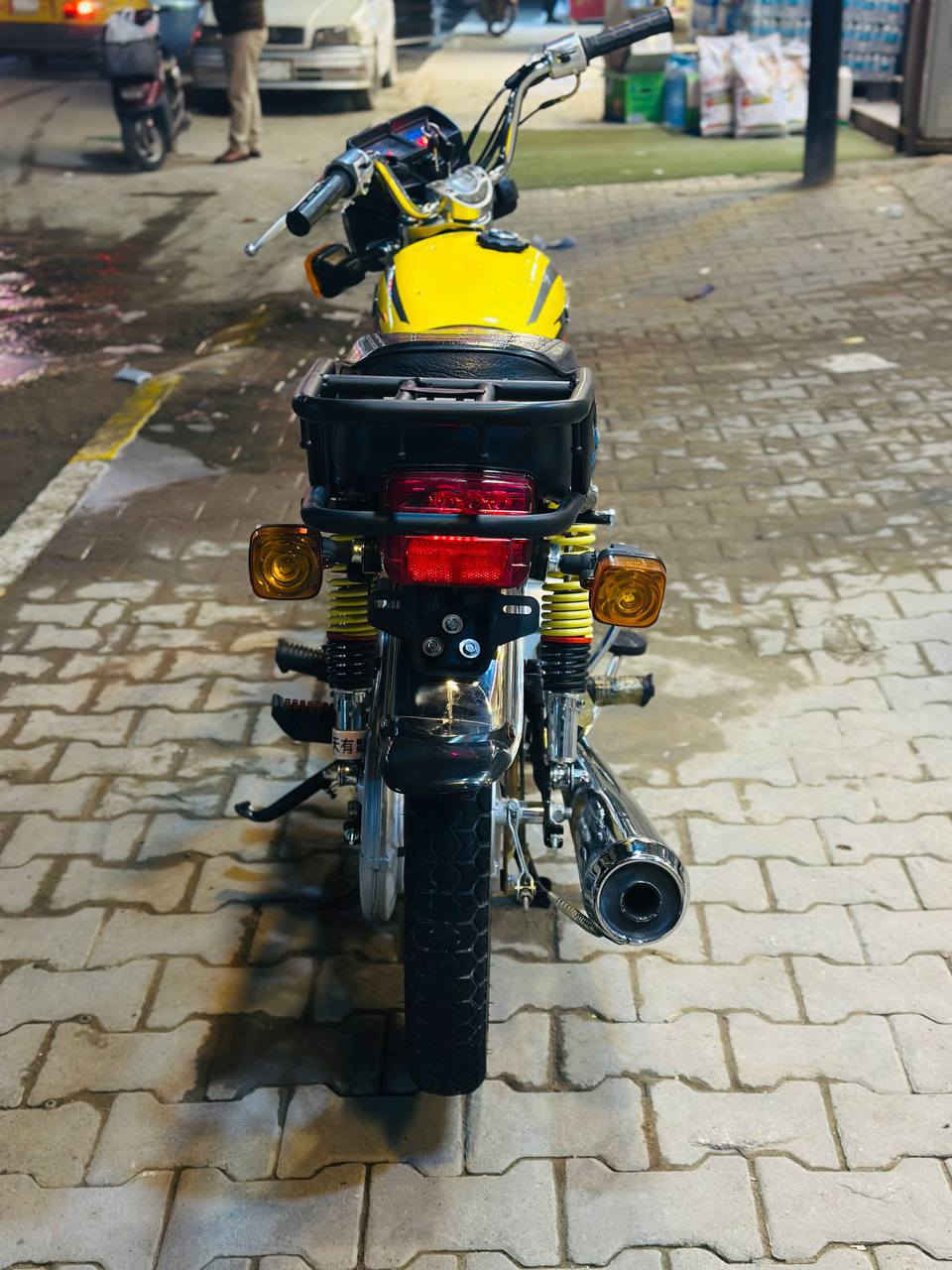 السلام عليكم دراجه اربعه نامه امتياز موديل 2025كفاله عامه اوراق دراجه ماشيه أقل الشهر مضمومه ماشيه 5000الف يعني زيرو كله شغال مابيه برغي مفتوح مابه نقص بكد الشعر دراجه طالعه بال 9 وماشيه أقل الشهر دراجه خرسه جيب فيتر وتعال افحص وين ما يعجبك السعر 775 المكان كربلاء المقدسة شراي اتصل وبيك خير ودلل اكاتبك عليه سويجين وياه تأيرات جدد بريكات أمامي خلفي شغال
***********
***********
