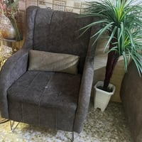 تخم ٨مقعد نضيف السعر ٢٥٠الف بي مجال بغداد حي القاهره 07713135999