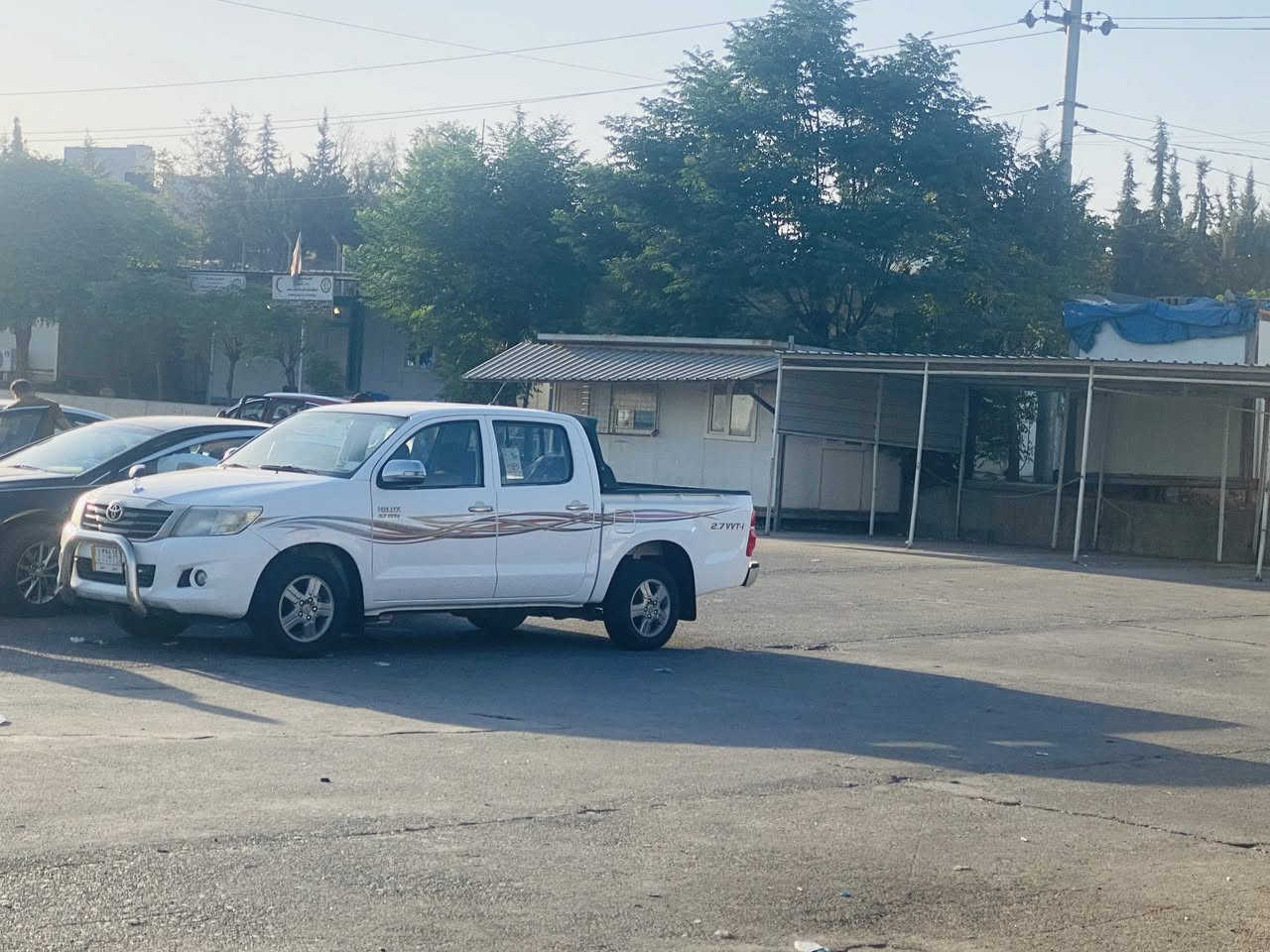 سلام عليكم للبيع بيكم تيوتا كويتي الساير شاصي 19ماشيه 200الف بسمي سنويه محدده لل 28بيه ملاحضات بسيطه جدا مكان السياره بابل المحاويل السعر 225 وبيه مجال للشراي الرقم ***********
