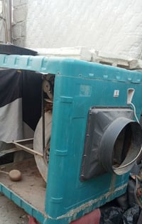 مبردات نضيفات كلش ما مشتغلات موسم واحد  سعرة لوحدة 90 الف لي يحب يتفضل...