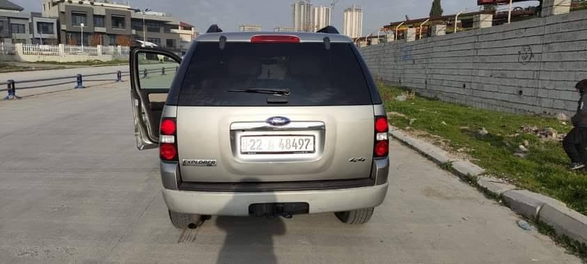 (بيع مستعجل )

سيارة فورد اكسبلورر موديل 2008 مكفولة من الصبغ والضربه فيها بعض الخدوش فقط كما واضح بالسونار 
مكينة ٦ سلندر 
حجم 4000
گیر جديد 
اللون نفطي 
حدادية جديدة  
٧ راكب 
 كشنات جلد 
كشن السايق كهربائي 
 تدفئة وتبريد قطعتين 
 فتحه بالقمارة 
تحكم ستيرن 
تحكم بالمرايا
 لايت زنون
 مصابيح ترحيب بالمرايا 
كاميرا خلفيه
رقم أربيل سنويته نهاية ٢٠٢٦  و راعيها بالبصرة. 

السعر 95 وبيه مجال


**إذا كنت صاحب هذا الإعلان وتريد حذفه لأي سبب، رجاءا أرسل رسالة إلى الدعم الفني**
