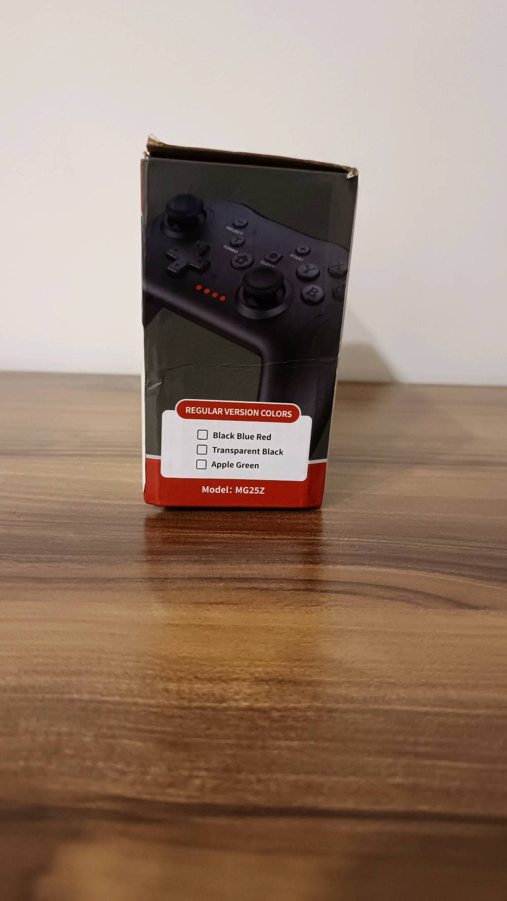 السلام عليكم جويستك للبيع تربط تلفون و تلفزيون و بلي 3 كما موضح كدامكم
مستعمل ٣ ايام فقط عنواني بغداد حي تونس