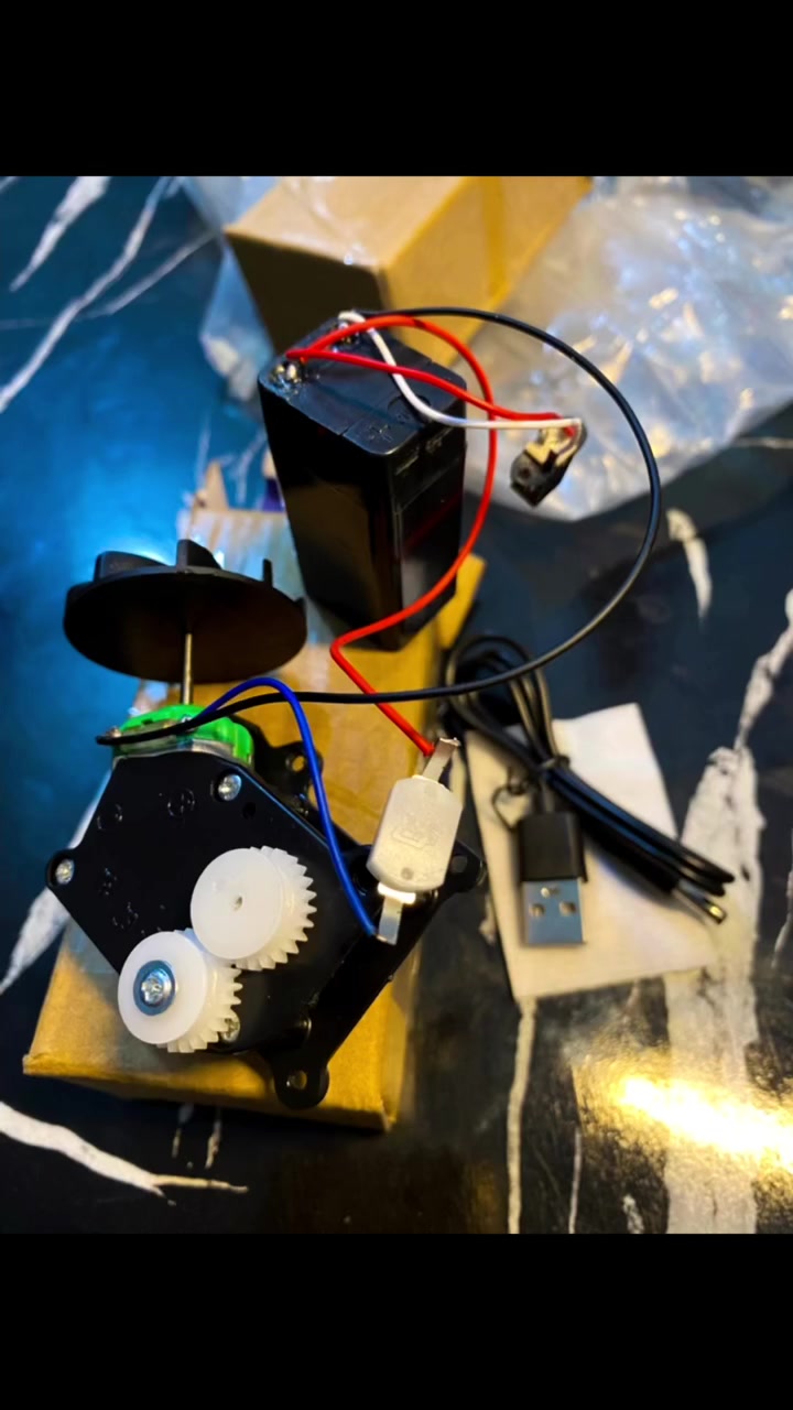 ماطور صغير تفيد لهواي أعمال بطارية ليثيوم 4فولت السعر 5000


**إذا كنت صاحب هذا الإعلان وتريد حذفه لأي سبب، رجاءا أرسل رسالة إلى الدعم الفني**