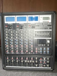 جهاز كامل مع ملحقاتة وايرات ستاندات جهاز نضيف كلش سماعات ما ملفوف ستند...