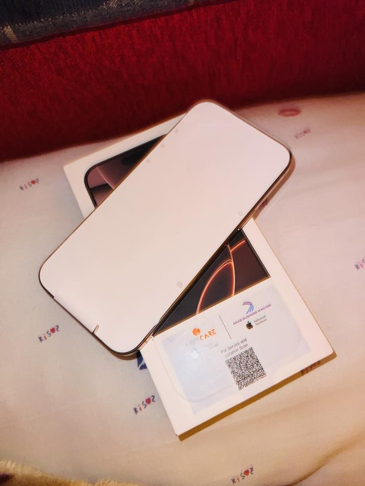 آيفون 16برو ماكس شرق أوسط ذاكرة 256 النظافة 100% ضمان ABM البطارية 92ما مبدل أي قطعة فقط مفتوح الظهر بالغلط السعر مليون وربع وبيه مجال 

واتساب ***********📞
