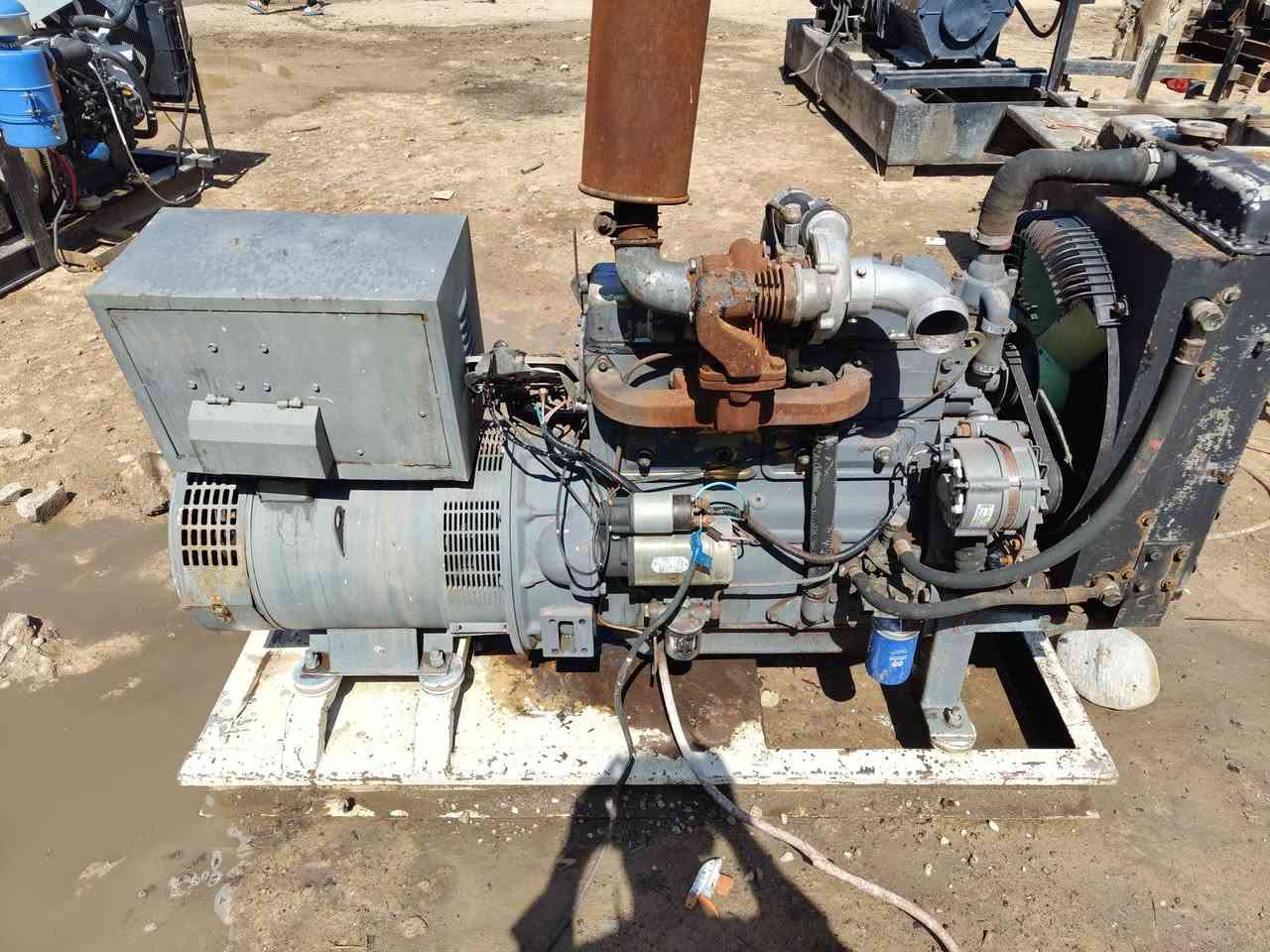 للبيع بيركنز طبك بلادي 50 كيفي بشرط برغي ما مفتوح للاتصال ***********
