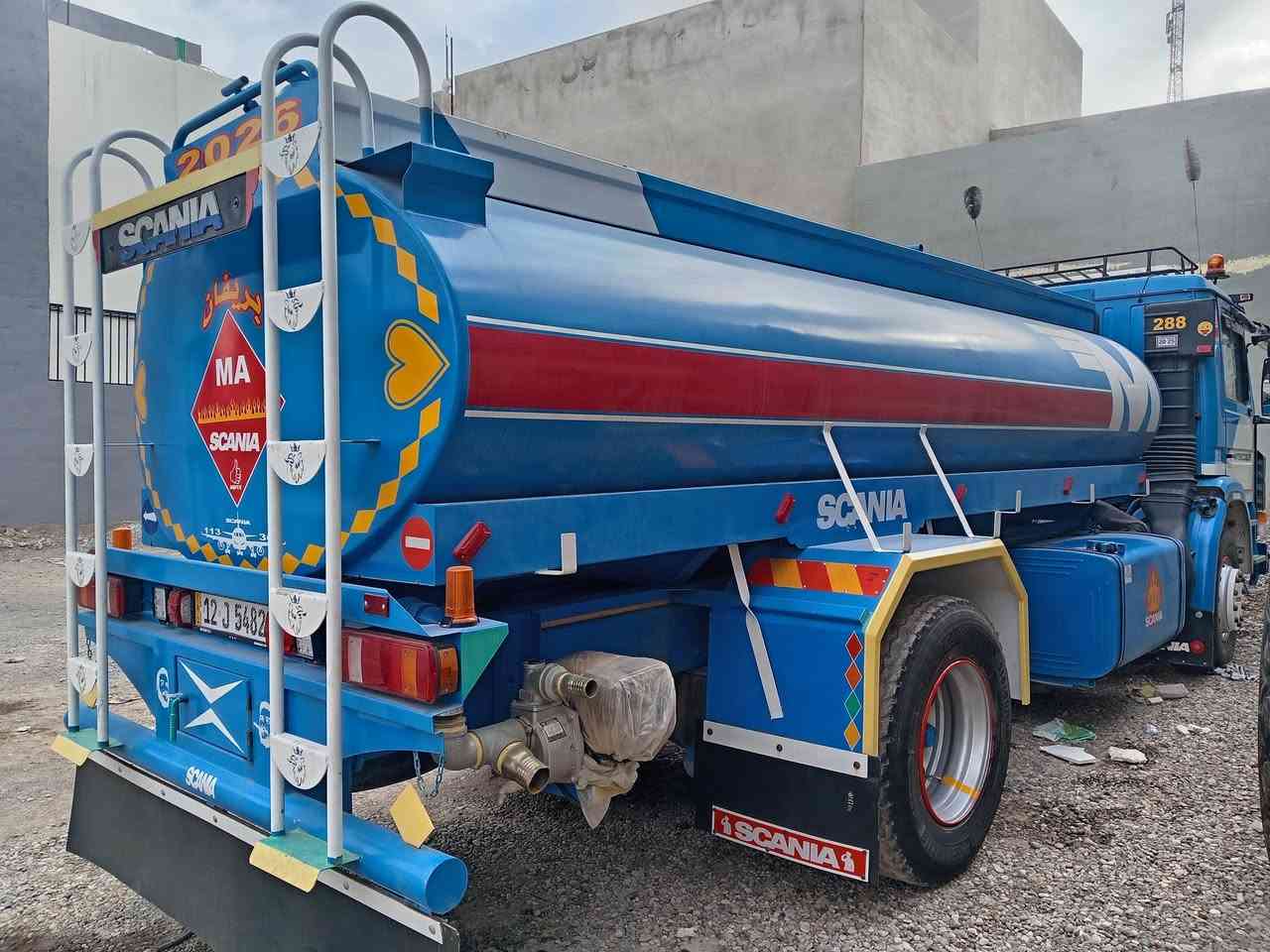 سكانيا تنكر للبيع محرك 6كورات رقم نينوئ
***********
***********
