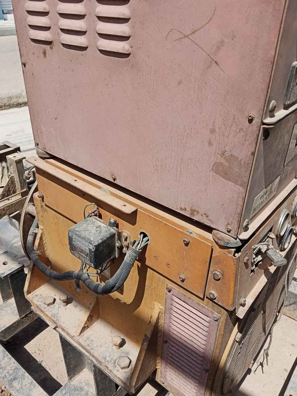 مولدللبيع
كوماتسو 105محرك كايم توليد 125 كيفي
راديتر جديده توليد ياباني اصلي  
***********

