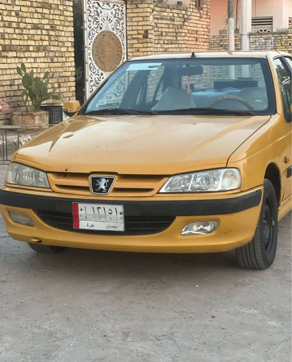 بيجو باص للبيع 2015 كير محرك  خيرمن الله سيره مكفولهه  
***********
