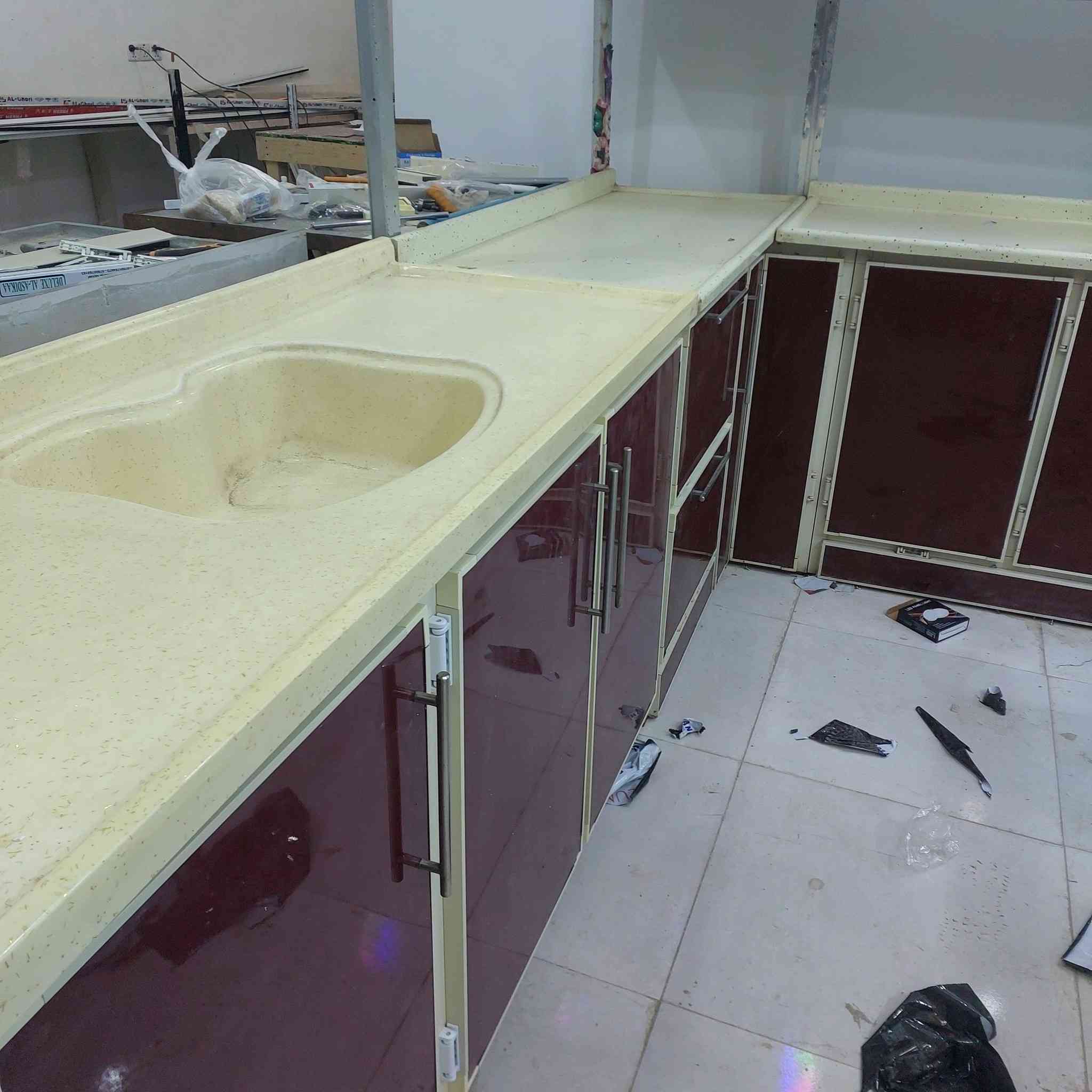 كاونتر تسكام مستعمل مبطن مرمر ٦امتار بالحمزه الشرقي حي الحسين ***********واتساب
