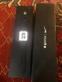 ابل جيل خامس • ٤٤ نايك • شاشة مبدلة