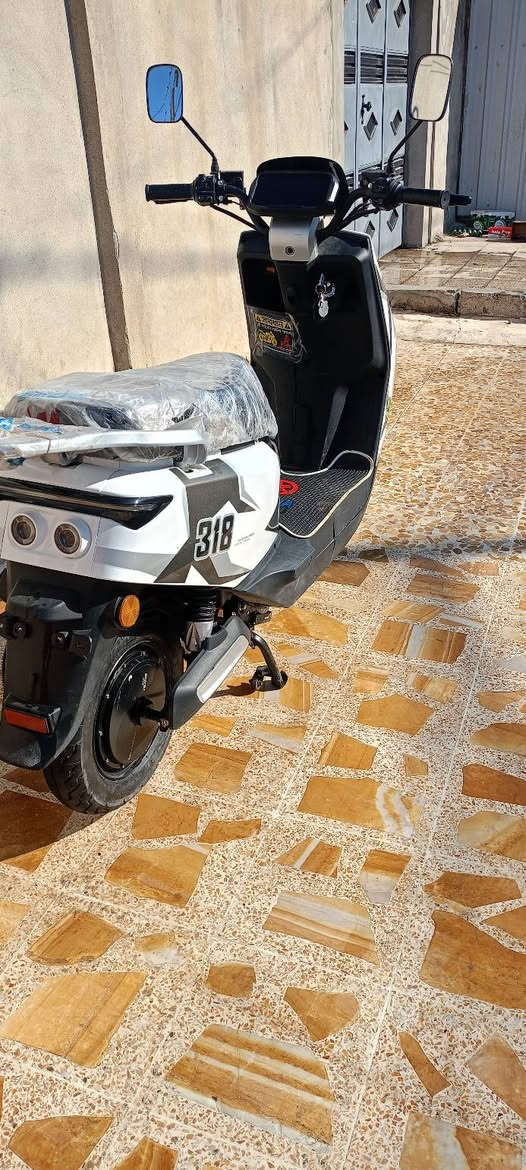 ماطور شحن للبيع مستخدم 3 أشهر بتريت ما مبدل سعر 600 وبي مجال باقي تفاصيل على اتصال رقم ***********
