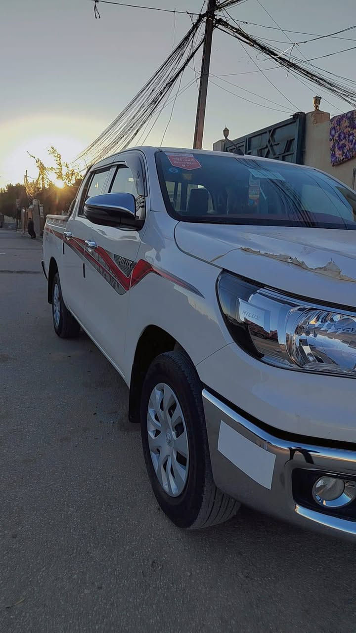 سلام عليكم
للبيع بيكم هايلوكس  ناصي موديل 2025 ساز 
كير عادي رقم كربلاء  باسمي مكفوله كفاله عامه سونار ماشيه 37 الف حقيقي سياره حلوه وجديده 
سعر265 وبيها مجال المكان كربلاء 
  رقم الهاتف  *********** او ***********
