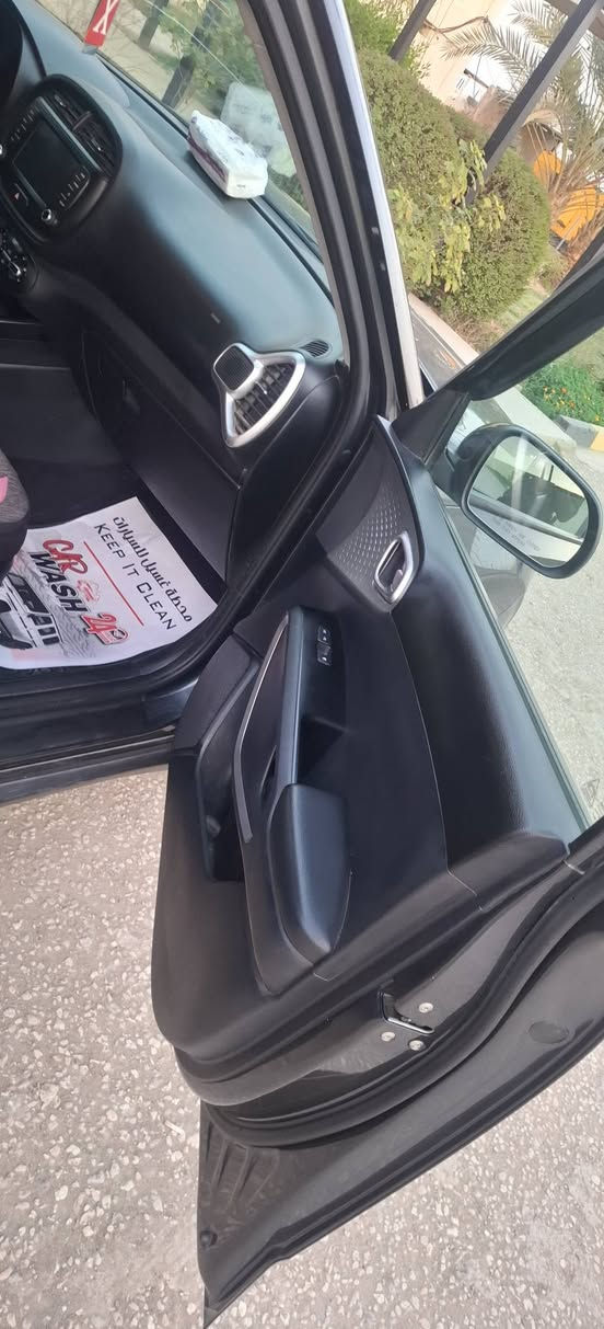 كيا صول موديل ٢١ محرك دوش ٢٠٠٠ مامفتوح سياره جديده قطعه وحده بنيد مبدل فقط توقف ذاتي رقم بغداد انكليزي تحويل مباشر السعر ١١٥ العنوان بابل حله اي استفسار تصل ع رقم فقط ***********
