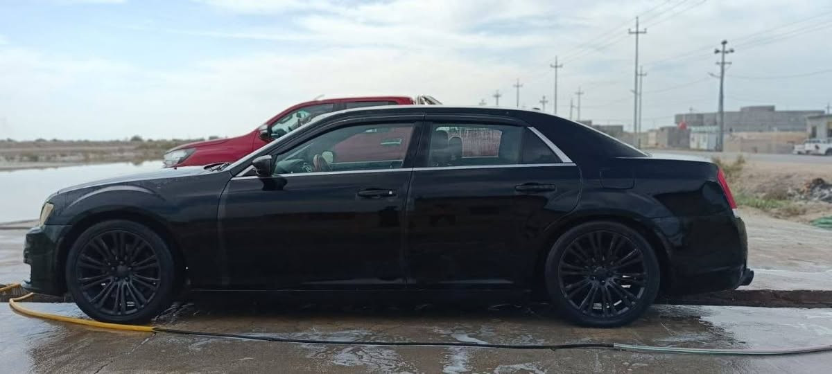 اوباما موديل ٢٠١٤  SRT هيمي ٥٧٠٠
رقم أربيل متوم طبق الأصل شرط الحاسبه
ارقام دوليه وسنويه مجدده 
فول مواصفات
شفتات ستيرن
شاشه كبيره
نظام سبورت
كشنات تدفأه تبريد
ستيرن تدفأه
بلوتوث
كامره خلفية
منضومة زنون
 تبريد ثلج منضومه كامله  جديده مشدوده قبل يومين
تخم تاير جديد
حداديه خلفيه جديده اماميه ٧٠ بالميه
غير متواجد على الفيس
للتواصل والاستفسار الاتصال على الرقم ***********
بيه واتساب

السعر50وبيها مجال بسيط او مراوس بأصولي مع الفرق حسب القناعه
