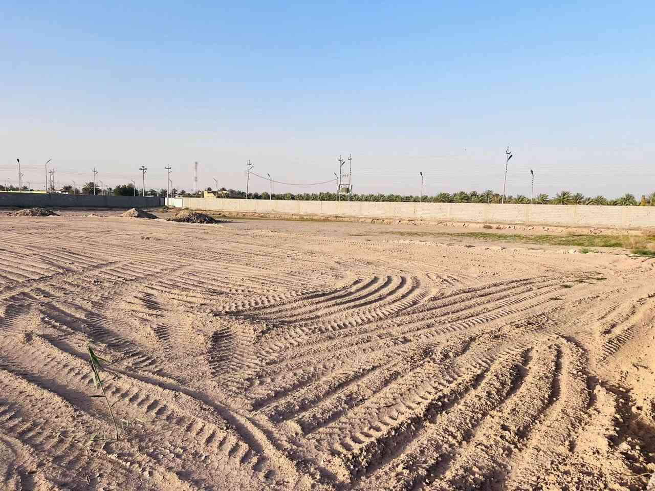 دونم لبيع
في مجمع مزارع السعاده 
طريق حله نجف مفرك الكفل 
تريد دونم تريد نص دونم
طابو سند 25 تحويل بسم المشتري 
مدفونه وكامله مكمله 
السعر خيالي 
اتصل وتدلل
***********
