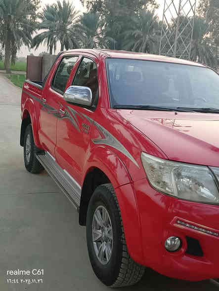 السلام عليكم بيكم هايلوكس كويتي رقم بغداد موديل 2015. كفاله عامه تحويل مباشر ماشيه 200  سياره كفاله عامه. السعر.  230. وبيه مجال.    مكان سياره بابل الاسكندريه.       ***********.      ***********.
