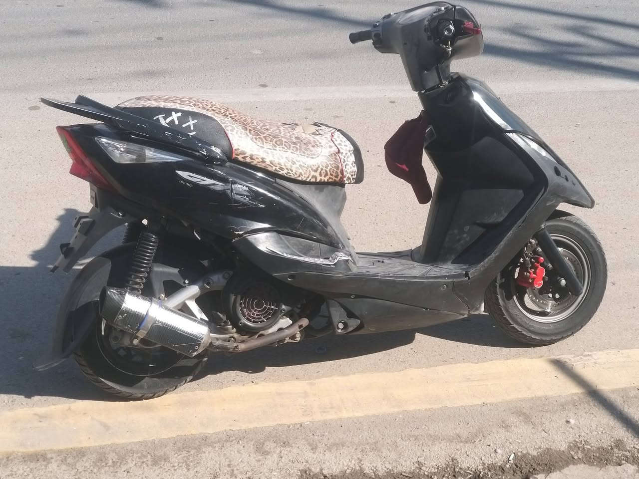 السلام عليكم دراجه ماكس ثعلب سرعه 140 دراجه بيهه تزويد خارجي فقط
كلجات مزوده 
صالنصه رياضي 
يدات بريك رياضي 
دراجه رمبه مكفوله 
برغي ما مفتوح بيهه 
كابريتر بلادي 
كفرات بلادي عده البجم 
دراجه خير من الله 
مكاني بغداد 
استفسار اخاص او
واتساب ***********
